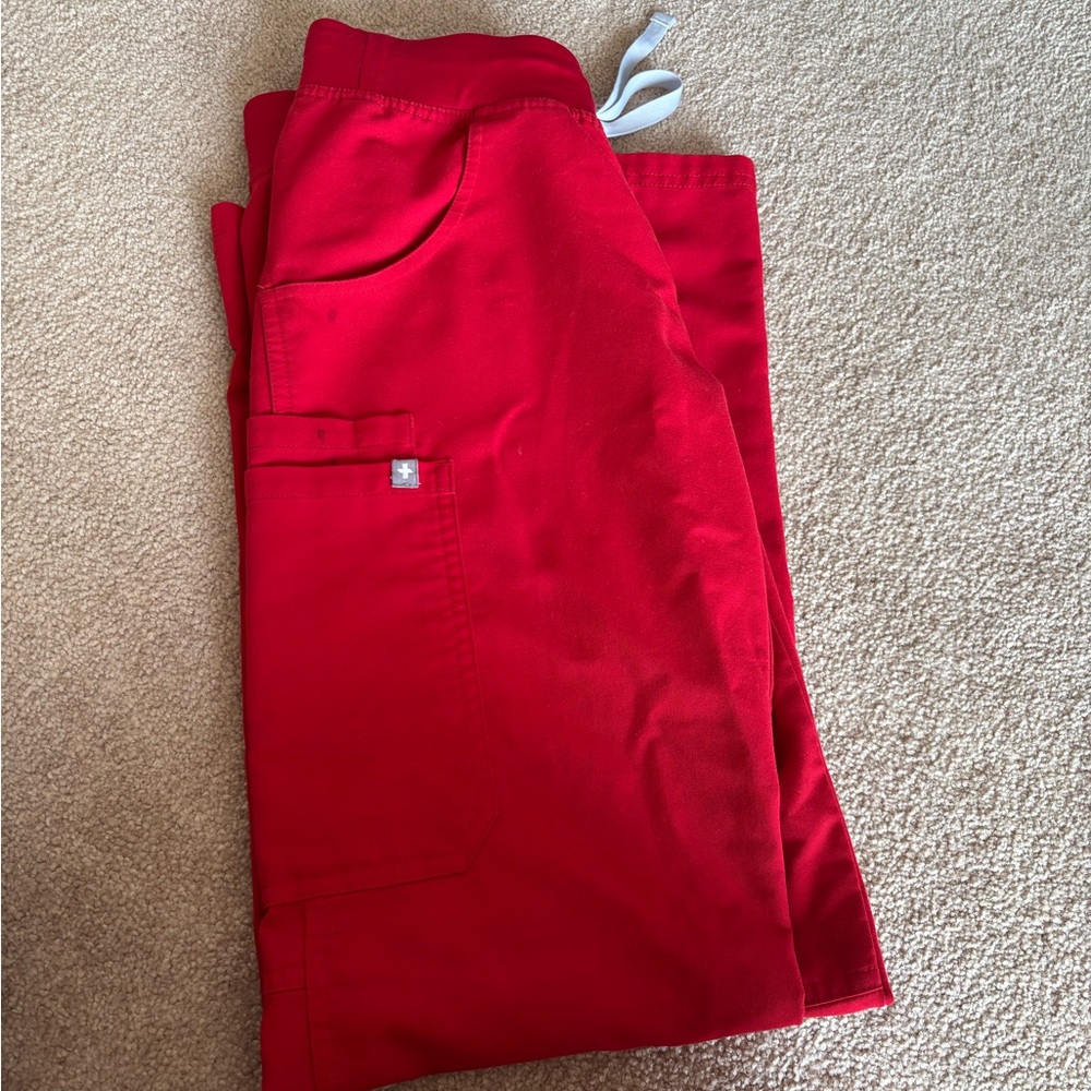 FIGS RED SCRUB PANTS SIZE XS